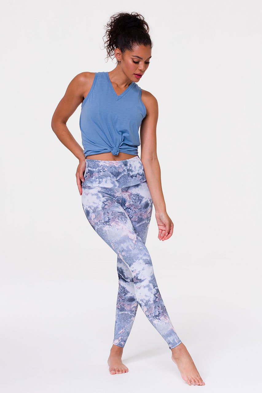 ONZIE // HIGH RISE GRAPHIC LEGGING - DREAMY MARBLE