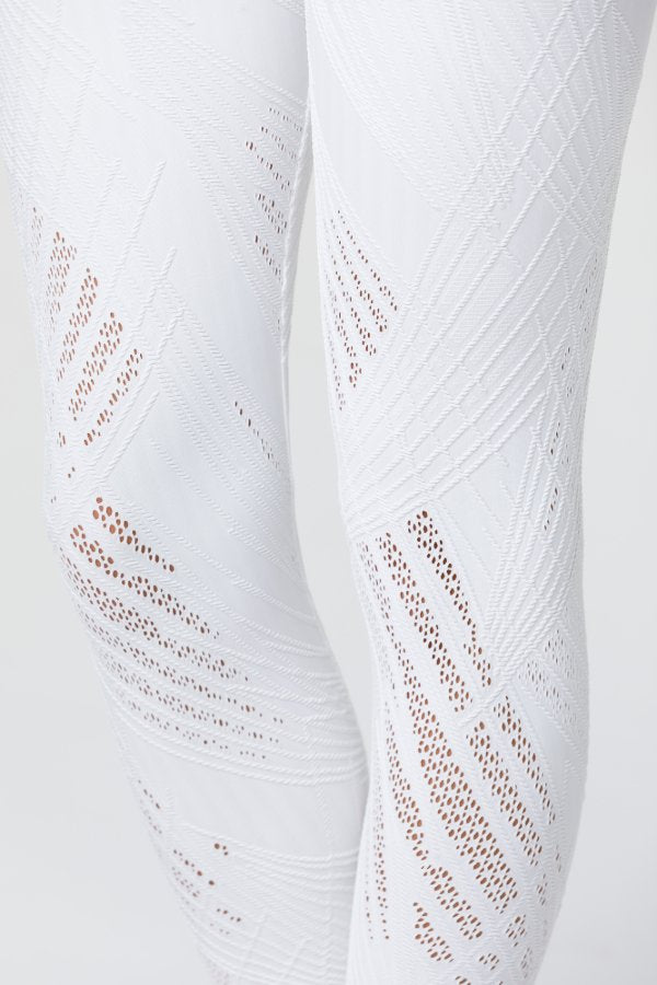 SEA YOGI // Onzie Selenite 7/8 Legging in Pearl, mesh pattern, white 