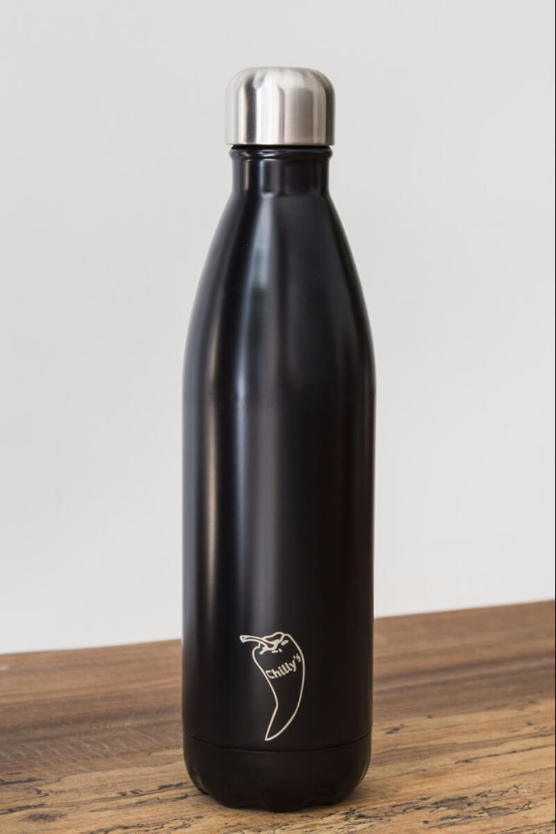 SEA YOGI // water bottles in black, 24 hours cold or hot by Chilly, 750ml